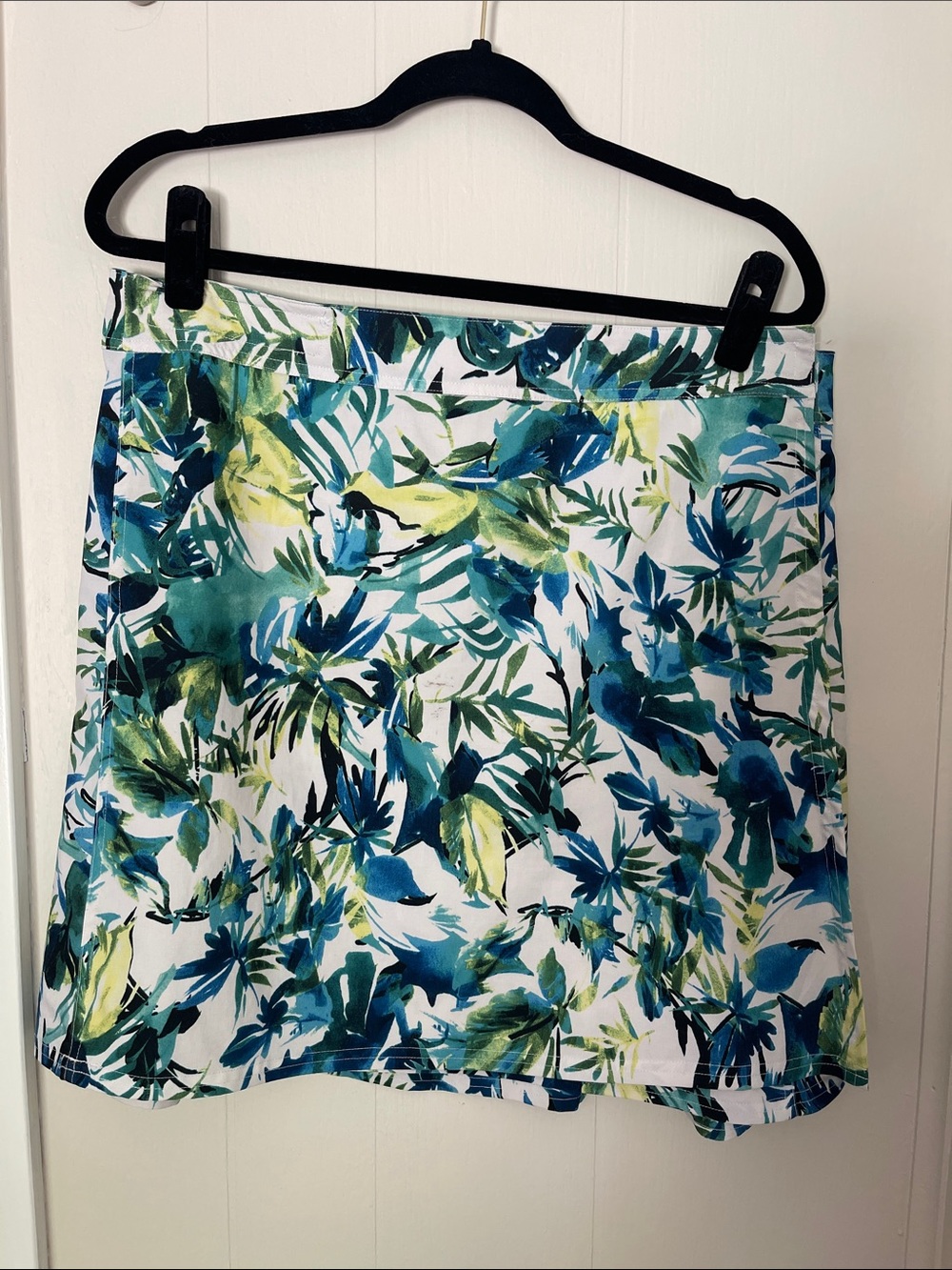 Ripskirt Hawaii blue, green white floral A-Line wrap Skirt